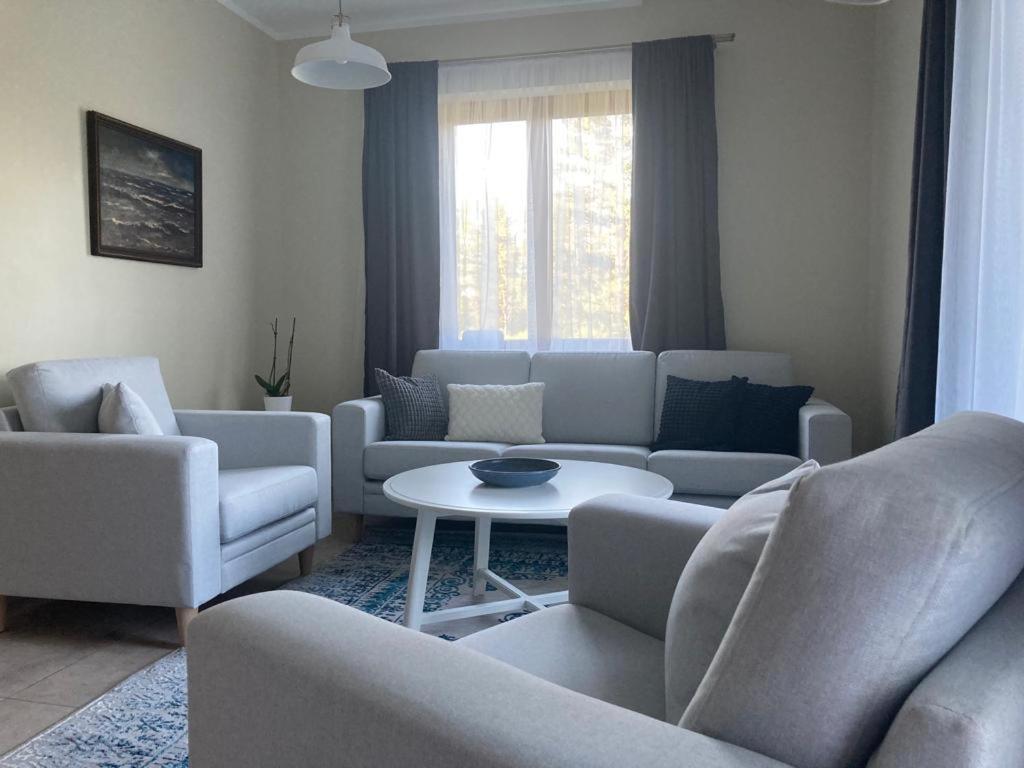 Luci Juras Apartamenti 2 Roja Kültér fotó